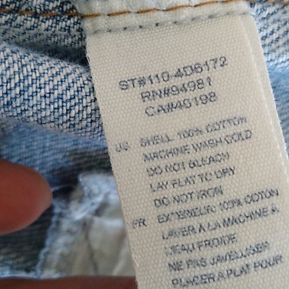 Cropped Denim Stud Jean Jacket - Picture 8 of 9